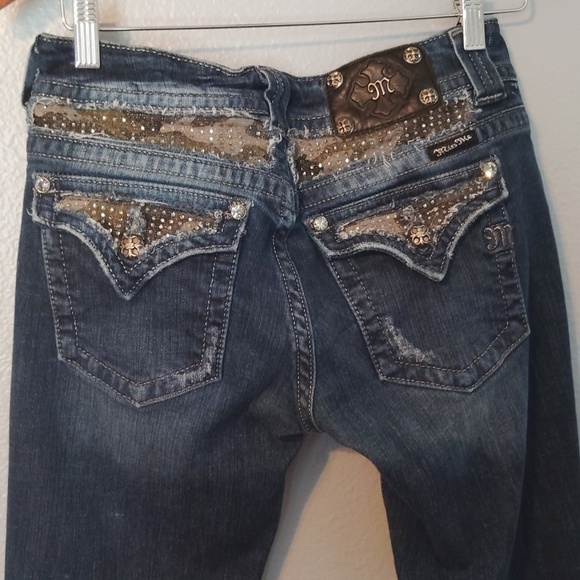 Miss Me Denim Distressed Sequined jeans Size 30 - Picture 10 of 16